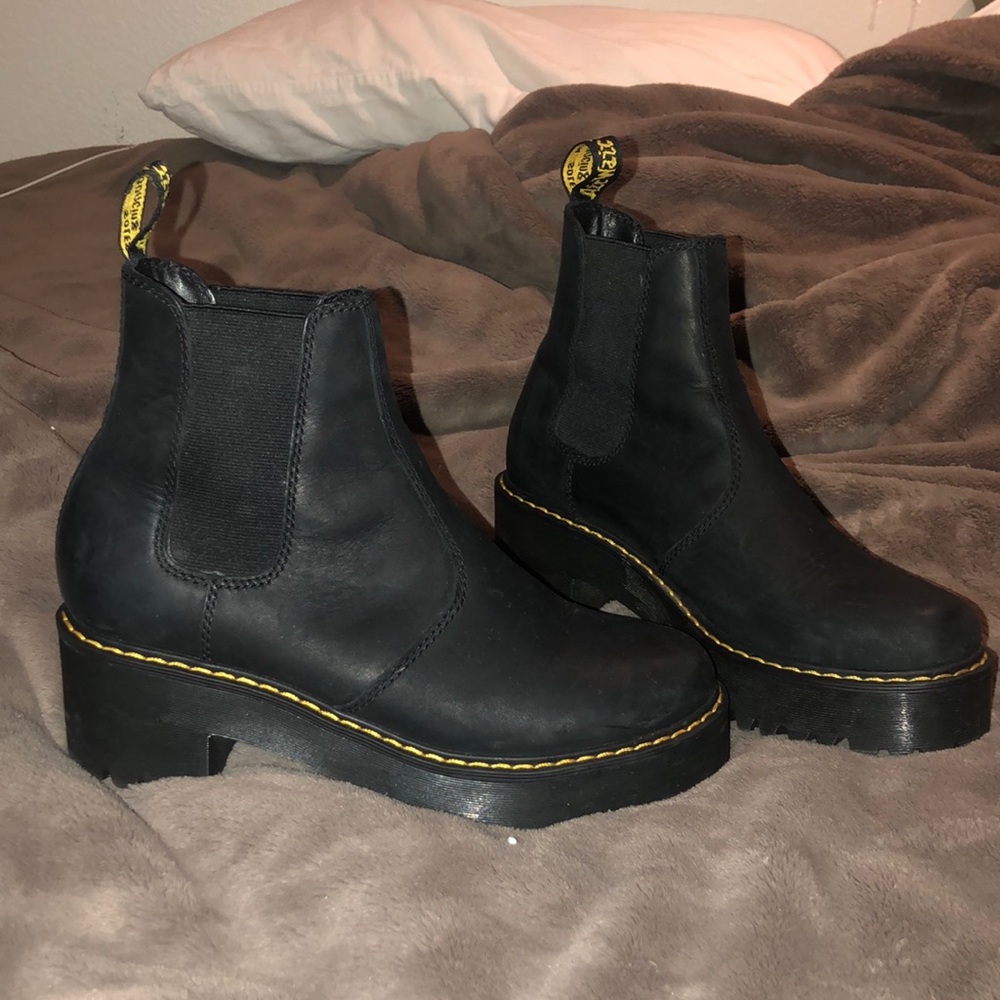 Dr. Martens rometty Chelsea boot